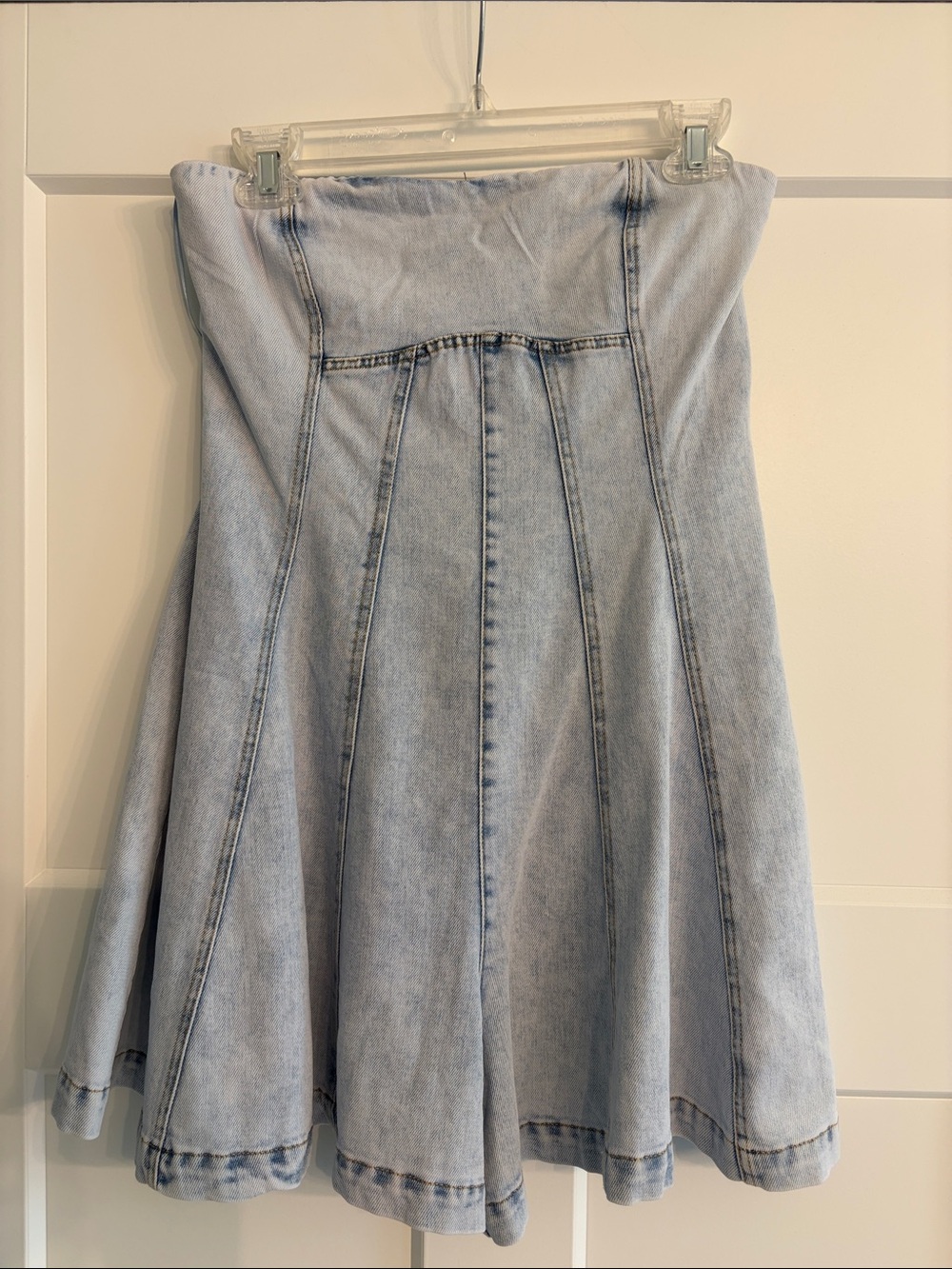 Altar’d State -Light Wash Denim strapless Romper! Size XS